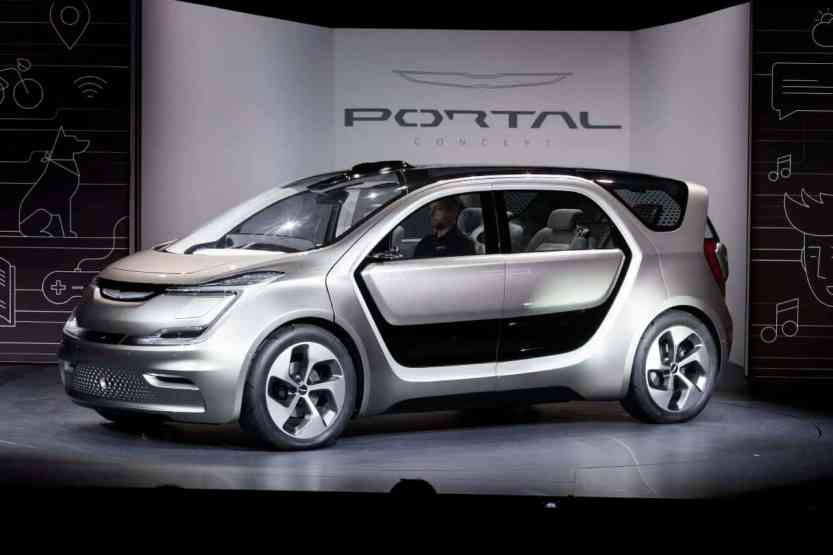 Chrysler Portal self-driving concept world debut
