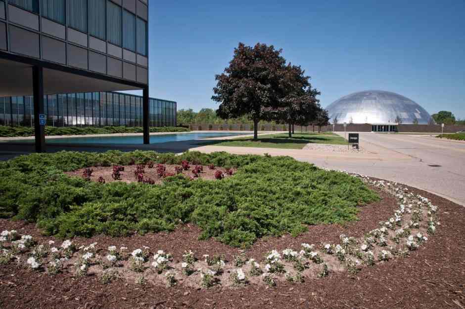 gm-warren-technical-ctr-design-dome