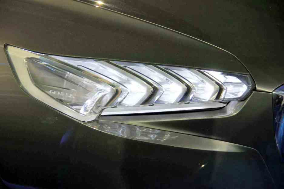 Hyundai HCD-14 Genesis concept
