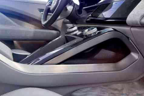 Jaguar I-Pace concept center console detail