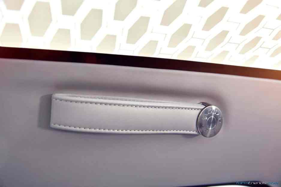 Jaguar I-Pace concept interior detail